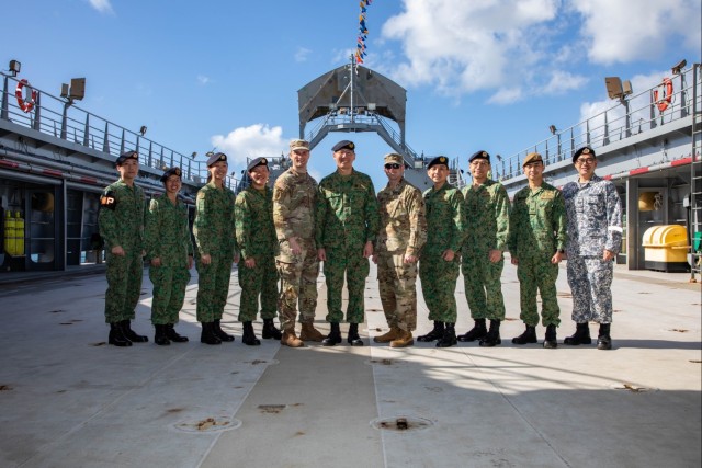 8th Theater Sustainment Command Organizes Subject Matter Expert Exchange With Singapore Army