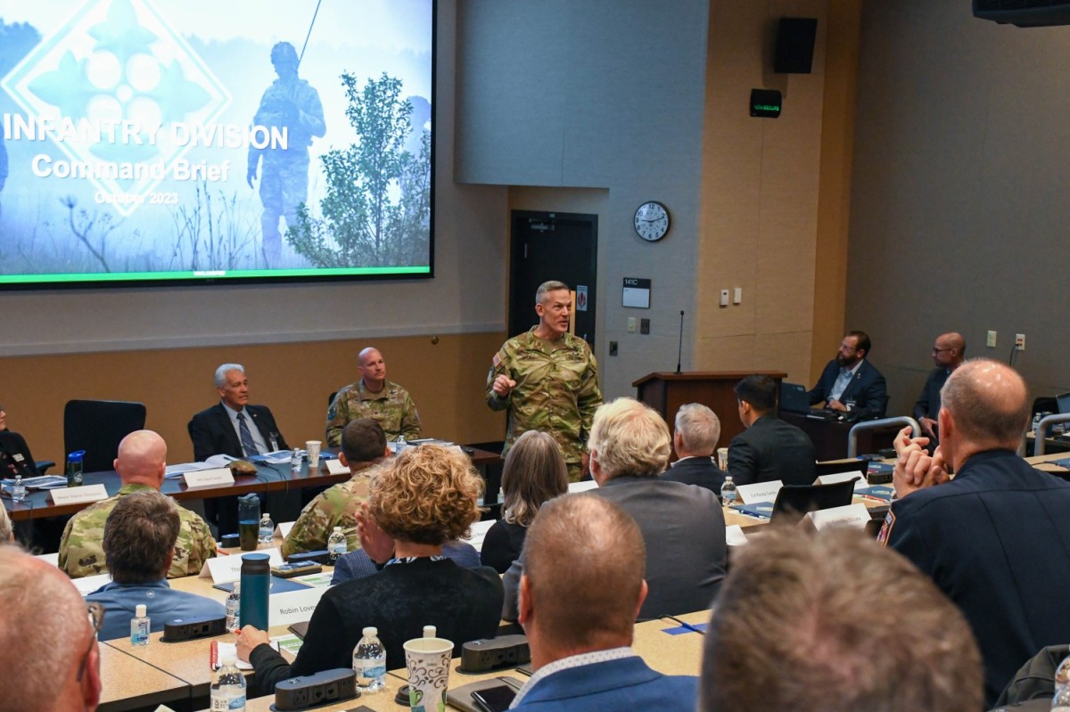 Carson hosts partnership summit | Article | The United States Army