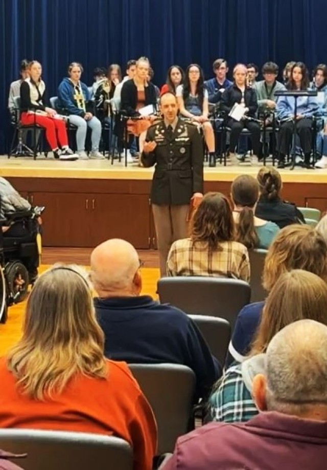 Fort McCoy Garrison leaders support Tomah VA Medical Center Veterans Day observance