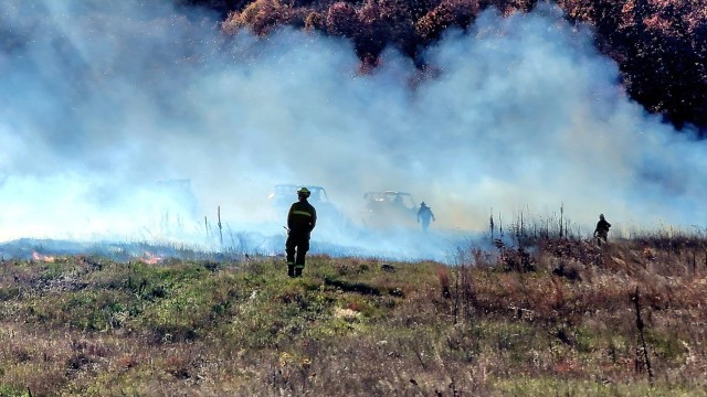 Fort McCoy prescribed burn team manages mid-November prescribed burn at installation