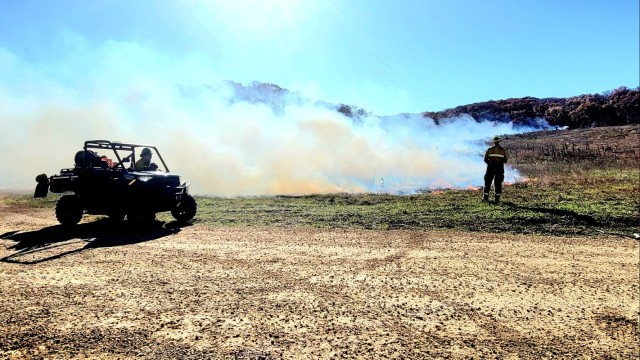Fort McCoy prescribed burn team manages mid-November prescribed burn at installation