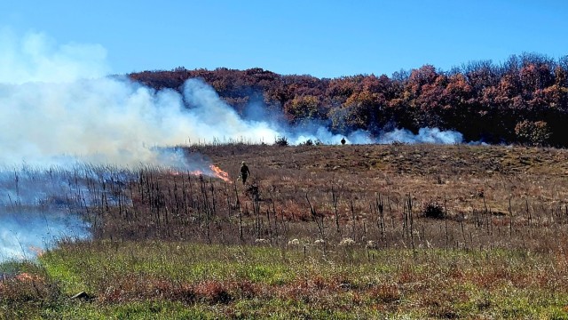 Fort McCoy prescribed burn team manages mid-November prescribed burn at installation
