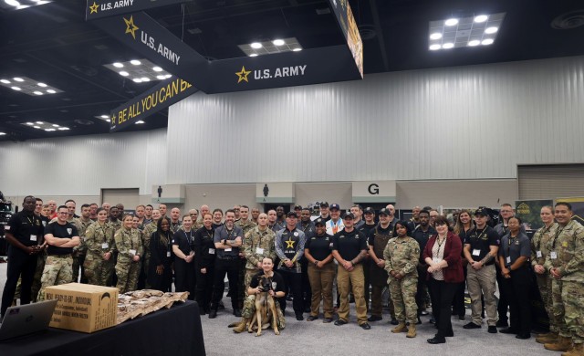 Army greets visitors at National Future Farmers of America convention