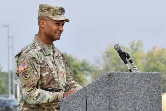 MEDCoE says farewell to Maj. Gen. Talley and welcomes Brig Gen. Murray back to San Antonio