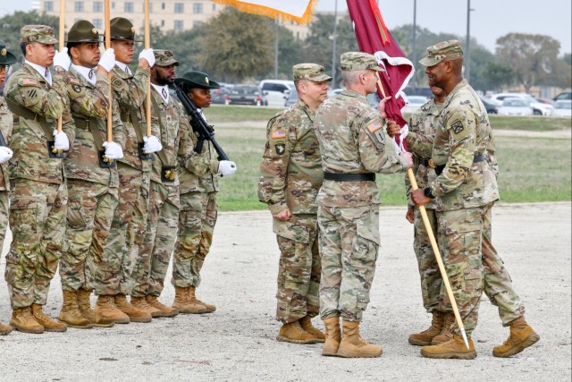 MEDCoE says farewell to Maj. Gen. Talley and welcomes Brig Gen. Murray back to San Antonio