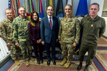 USEUCOM, Austrian Defense Leaders Explore Expanded Cooperation
