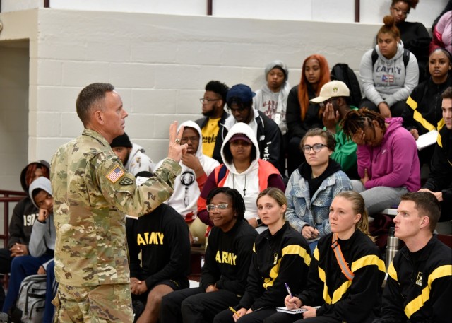 SMDC CG talks leadership with Alabama A&M cadets