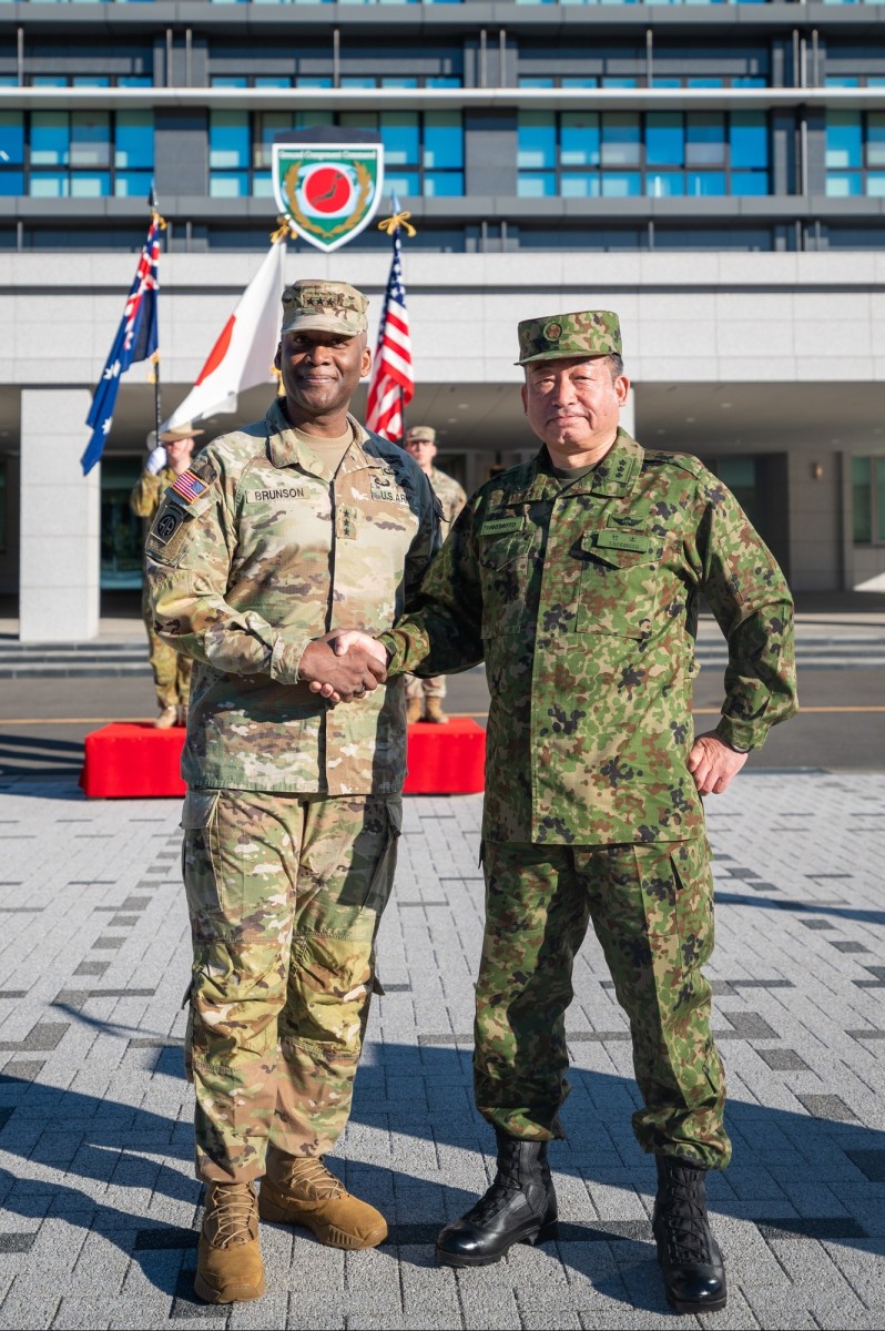 Forging A Stronger Alliance: Yama Sakura 85 Hosts Australian Army For ...