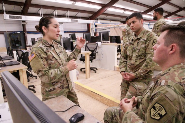 338 Military Intelligence Battalion trains with MPs during Titan Warrior 23