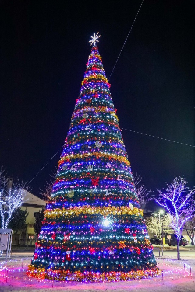 Camp Casey/K-16 hosts annual tree lighting ceremonies for service members and families