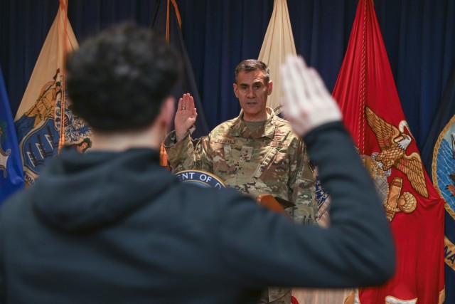 Air Force Lt. Gen. Marc Sasseville, vice chief of the National Guard Bureau, administers the Oath of Enlistment to New York National Guard enlistees at the Fort Hamilton Military Enlistment Processing Station, Brooklyn, New York, Dec. 13, 2023. Sasseville visited New York Guardsmen at multiple locations across the city. (U.S. Army National Guard photo by Sgt. 1st Class Zach Sheely)