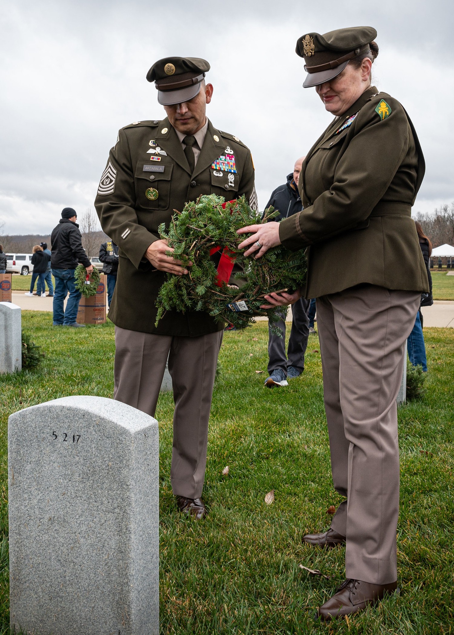 Fort Leonard Wood Community Honors Veterans During Wreaths Across ...