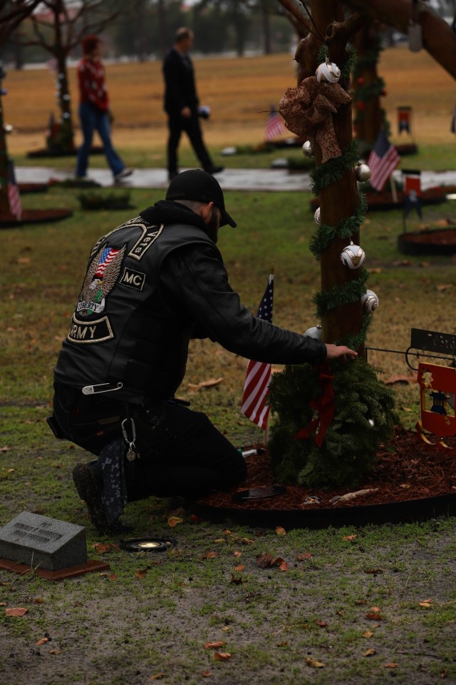 3rd Infantry Division Holds the Wreathes for Warriors Event at Cottrell Field