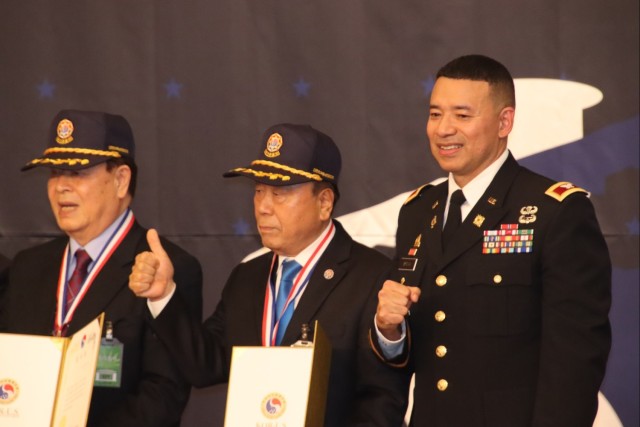 403rd Army Field Support Brigade participates in Korean salute to Vietnam Veterans