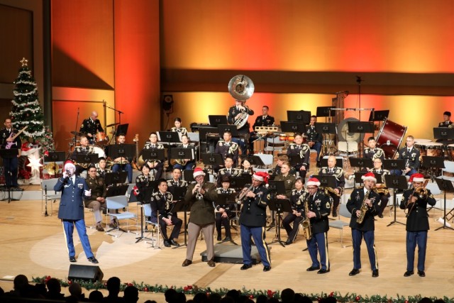 US Army Japan Band gives final performance of popular annual holiday concert