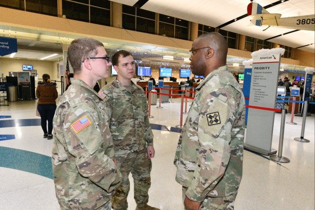 2,800 MEDCoE trainee Soldiers take advantage of Holiday Block Leave