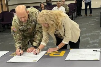 Garrison Hawai’i and Army Reserve Cement Partnership with Proclamation Signing