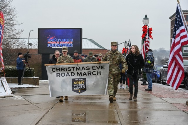 NY Troops Support Christmas Eve Road March