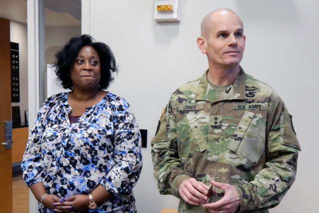 IMCOM commanding general says thank you to garrison team | Article ...