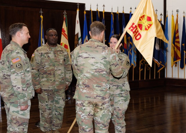 USAG Japan welcomes new Headquarters and Headquarters Detachment commander