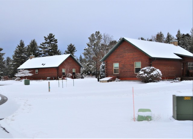 Cabins at Fort McCoy&#39;s Pine View Campground