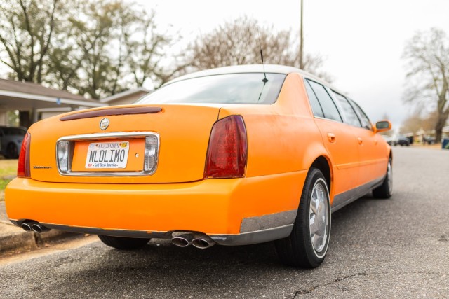 The Dutch orange limousine license plate reads “NLDLIMO” to represent their home in the Netherlands.