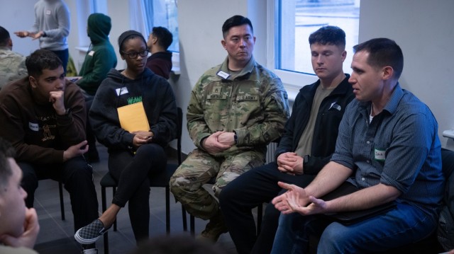 Ready and Resilient: 254th COSCT Support Fort Bliss Soldiers Combat Operational Stress