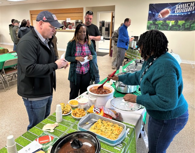 Fort Walker community brings the heat to chili cookoff