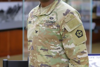 V Corps ‘G6’ signals powerful example across command