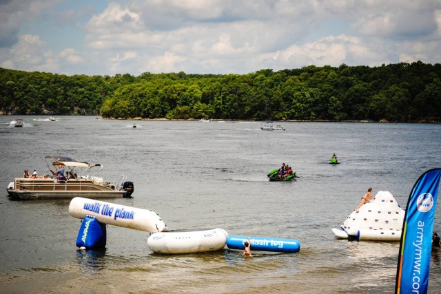 Fort Leonard Wood’s Lake of the Ozarks Recreation Area offers adventures, such as camping, boating, swimming, water skiing and fishing.