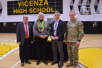 VHS said farewell to Assistant Principal after seven years