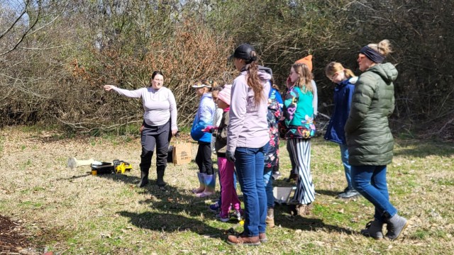 Girl Scouts spruce up Old Hickory Lake’s Environmental Study Area