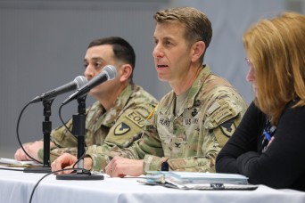 USAG Japan leaders talk tenant survey, home businesses in housing town hall