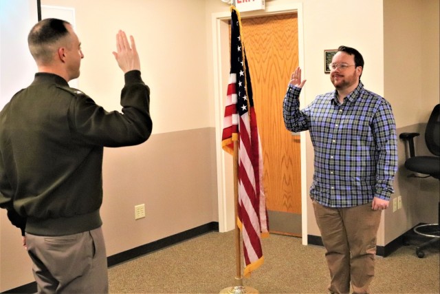 Garrison command team supports new employee onboarding process at Fort McCoy DHR