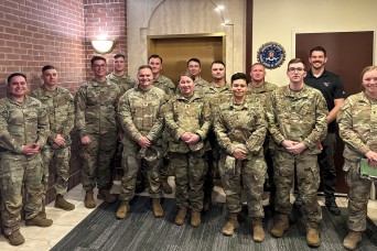 Fort Leonard Wood Soldiers visit FBI office to learn about the bureau 