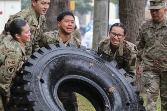 Camp Zama unit offers taste of Army life to cadets, culinary students