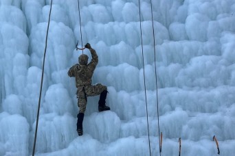 Army EOD officer earns distinguished honor graduate in Basic Mountaineering Course