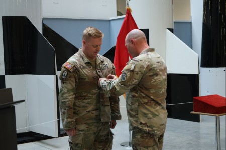 米軍 実物 チャレンジコイン エアマン リーダーシップ スクール