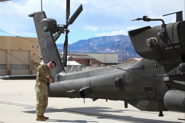 4ID Helicopter Repairers Lead the way in Multi-Domain Operations