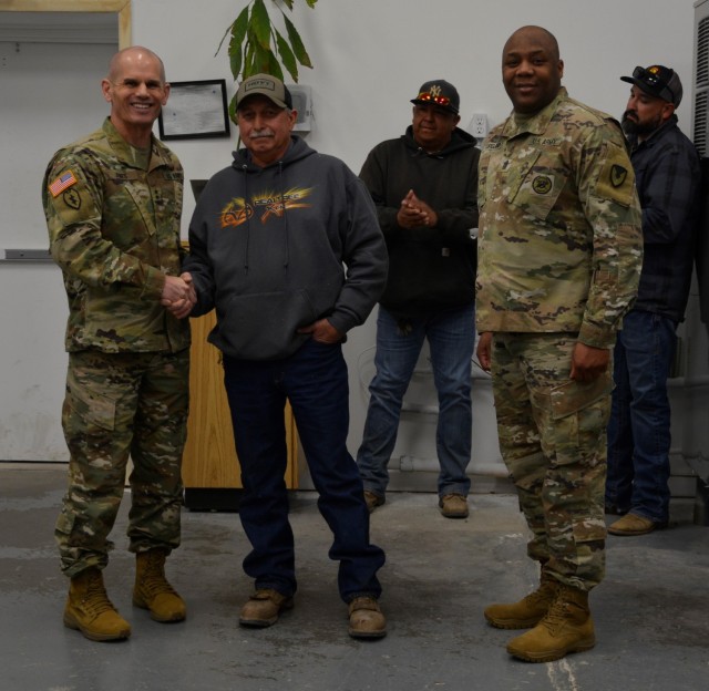 IMCOM Commander visit