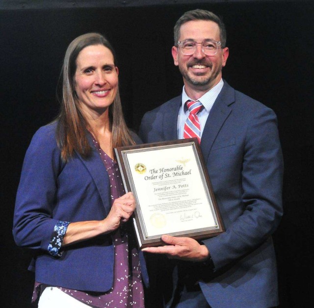 Ms. Jennifer Potts received the Order of Saint Michael Silver Award at the 2024 Army Aviation Mission Solutions Summit on April 24 for her significant and long-lasting contributions to the Army and Aviation communities.  