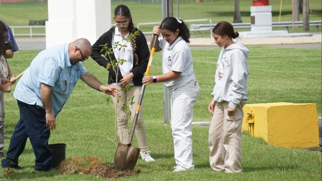 Fort Buchanan celebrates Earth Day