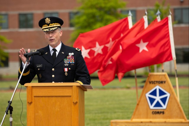 Former V Corps Commander retires in Fort Knox