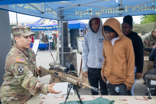 CASCOM hosts Sustainment Expo