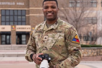 1st Armored Division Soldier wins Unit Public Affairs Representative of the Year