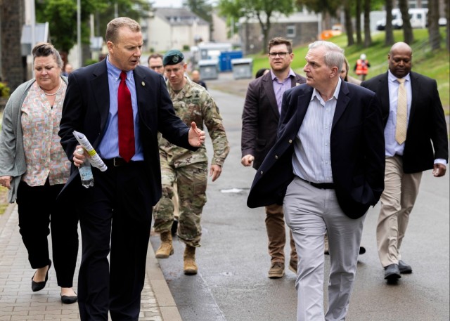 Deputy Assistant Secretary of Defense McAndrew visits Baumholder Military Community