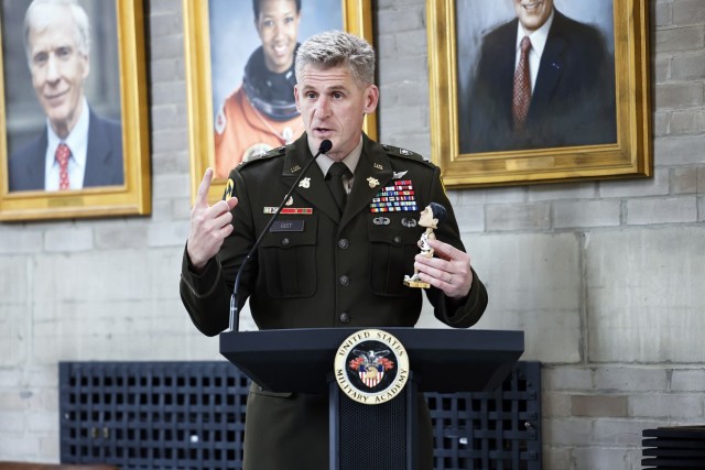 The Department of Physical Education (DPE) hosted the 18th annual Coach Mike Krzyzewski Teaching Character Through Sport Award May 9 at the Thayer Awards Room. The award recognizes West Point cadet-athletes, coaches, officers in charge (OIC) and...