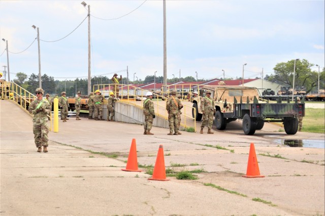 Fort McCoy’s first rail movement of 2024 is largest Wisconsin National Guard rail op in decades