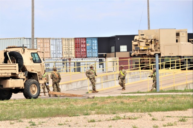 32nd Infantry Brigade Combat Team Soldiers complete ‘largest rail movement with civilian linehaul Wisconsin National Guard has ever done’