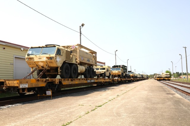 32nd Infantry Brigade Combat Team Soldiers complete ‘largest rail movement with civilian linehaul Wisconsin National Guard has ever done’